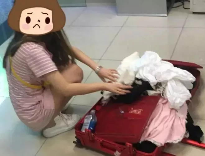 17岁女孩在机场被带走！行李中的东西，令人细思极恐！
